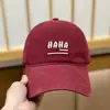 Boné de Baseball Macio com Bordado de Letras, Novo Estilo para Mulheres, Versátil para Primavera e Verão, Casual, para Uso ao Ar Livre, Proteção Solar, Chapéu de Sol para Casal