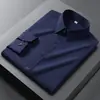 Camisa de manga larga de negocios de alta gama para hombre, elástica, sedosa, resistente a las arrugas, sin bolsillos, ropa para hombre transfronteriza, camisa de color liso de lujo ligero