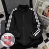 Chaqueta de Estilo Americano con Cuello Alto de Tres Barras Otoño Invierno Marca de Moda para Hombre Cárdigan Rayado Sudadera con Capucha de Forro Polar Chaqueta Deportiva Casual Ropa para Hombre En Stock