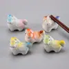 Manualidades de Cerámica de Caballo Lindo Adornos Pequeños Caballo de la Fortuna Sostenedor de Palillos Pequeño Caballo Sostenedor de Palillos Portalápices Decoración del Hogar