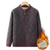 Ropa de Invierno para Mujeres de Mediana Edad y Mayores 2025 Nuevo Estilo Suéter de Abuela Cárdigan Chaqueta Forrada de Polar Top Cálido para Mamá Ropa para Personas Mayores