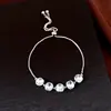 Pulsera Cuadrada con Incrustaciones de Diamante Chapada en Oro Real de 18 Quilates Pulsera de Lujo Ligero Simple Sensación de Alta Gama Diseño Retro de Nicho Joyería para Manos