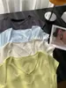 Camiseta Simples Casual de Verão com Botão Elástico e Decote V de Manga Curta para Mulheres, Cor Sólida Doce e Picante, Slim Fit, Camiseta Básica Tendência
