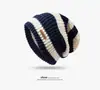 Gorro de lana popular para mujer, invierno 2023, nuevo gorro de punto cálido de moda para mujer, orejeras, gorro frío, moda