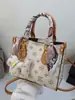 Bolso de Mano de Moda 2025 Nuevo Estilo Estampado de Alta Gama Bolso Cruzado Elegante Versátil Casual Bolso de Hombro Bolso de Mujer Retro