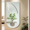 Pintura decorativa de entrada estilo crema con brillo de arenisca texturizada, decoración de pared 3D de mariposa, mural de arreglo de plantas verdes hidropónicas y flores