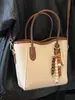Bolso tipo bandolera cubo de aspecto elegante para mujer 2025 Invierno Nuevo Bolso de mano casual Popular Bolso de hombro Bolso cruzado retro