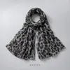 Bufanda de Seda Estampado de Leopardo Retro Estilo Milenio Estilo Coreano para Mujer Delgada Estampada Bufanda de Chica Popular Moda Estilo Hong Kong Chal En Stock Al Por Mayor