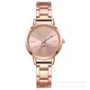 Relógio moderno com pulseira de aço, popular relógio feminino de comércio exterior, fabricante atacadista, simples relógio de pulso de quartzo estilo coreano para mulheres com pulseira de aço inoxidável