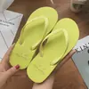 Chinelos de Verão Femininos, Antiderrapantes para Uso Externo, Confortáveis, com Tira entre os Dedos, Sandálias Simples de Praia, Chinelos, Sandálias Baixas