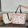 Las nuevas bolsas de regalo tejidas para el Festival de Medio Otoño se pueden imprimir con logotipos, usar para empaquetar regalos y laminar como bolsas de recuerdo.