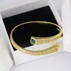 Pulsera geométrica de cruz hip-hop europea y americana microincrustada con circonita pulsera simple de personalidad para mujer una generación de pelo