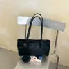 Bolsa feminina de grande capacidade, nova moda outono 2026, bolsa de ombro moderna, bolsa tote vintage de alta qualidade para o dia a dia