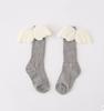 Calcetines de algodón de tubo alto coreanos para niños, otoño e invierno, bonitos y creativos calcetines con alas de ángel para niñas, calcetines al por mayor