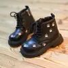 Botas de Moda de Peluche para Niños 2026 Invierno Nuevo Estilo Botas de Princesa Bordadas para Niñas Botines Calentitos Versátiles para Bebé