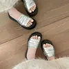 Sandalias de Plataforma Gruesa Estilo Coreano para Mujer que Aumentan la Altura, Nuevo Modelo Verano 2026, Plateadas Plegadas de Moda y Elegantes para Exteriores sin Cierre