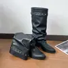 Outono/Inverno 2026 Nova Fivela de Cinto Botas de Cano Longo Afuniladas para Afinar a Panturrilha com Barra Plissada Preto Fashion Rivetes Bico Fino