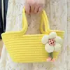 Bolsa Saco de Palha Feminina Primavera/Verão 2024 Nova Cor Sólida Estilo Fresco Bolsa de Mão para Férias Bolsa de Mão Bolsa Feminina Flor