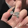 Popular en Xiaohongshu: Anillo de Zirconio Cepillado de Trébol de Cuatro Hojas para Mujer, Diseño de Nicho de Lujo Ligero, Exquisitamente Elaborado, Anillo Ajustable