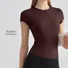 Camiseta de manga curta macia e confortável para yoga, primavera e verão, modeladora, franzida, justa, top esportivo para Pilates e fitness feminino