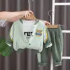 2024 Nuevo Uniforme de Béisbol para Niños con Diseño de Oso Camisa Casual Inferior Pantalones Estampados de Moda Conjunto de Tres Piezas Fabricante de Origen Venta al por Mayor