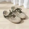 Tenis de mujer estilo coreano súper populares, nuevo modelo primavera 2026, ligeros y versátiles, tenis de nicho Forrest Gump, zapatos deportivos y casuales