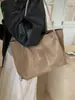 Bolso tote de gamuza de gran capacidad, bolso de hombro de moda para otoño e invierno, nuevo bolso grande 2026, diseño simple para la escuela y el trabajo, bolso de mujer