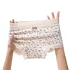 Pantaletas florales de encaje para mujer, algodón puro, entrepierna antibacteriana grado 10A, talla grande, calzoncillos tipo boxer para mujer, nuevo estilo dulce sin costuras