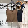 Camisola feminina leve, respirável e quente com acabamento escovado, apresentando algodão canelado elástico para um top básico versátil e que afina a silhueta.