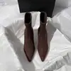 Botines marrones para mujer, de tacón alto, nuevo estilo otoño e invierno 2025, botines elásticos versátiles de tacón de aguja estilo francés, gamuza, punta fina, ajuste ceñido