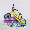 Chaveiro dedo bicicleta dedo skate bicicleta oito chaveiro fecho lagosta joias brinquedos transfronteiriços
