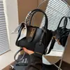 Bolsa Bucket Minimalista Feminina Transfronteiriça, Estilosa e Moderna, 2026 Primavera Vintage de Alto Valor para Ombro e Transversal