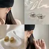 Pendientes de Zirconia de Lujo Ligero Simples de Estilo Nicho Coreano Versátiles para el Trabajo Diario Diseño de Nicho Pendientes