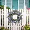 1 Pieza Corona Rústica Artificial de Eucalipto Morado con Lirios y Margaritas Corona Floral Artificial Estilo Granja para Puerta Principal, Flores Artificiales para Exteriores de Primavera Verano Durante Todo el Año, Corona de Flores Moradas y Follaje para Decoración de Pared Interior