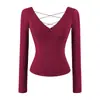 Camiseta sexy estilo coreano com decote V e mangas compridas para mulheres, outono/inverno, pura e sedutora, justa ao corpo, realça a silhueta e um top estiloso para usar como base.