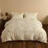 Juego de cuatro piezas de gasa lavada de doble capa 100% algodón, fresco y sencillo estilo francés, 100% algodón, amigable con la piel, adecuado para dormir sin ropa, ropa de cama para todas las estaciones