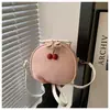 Bolso cruzado de un solo hombro de diseño de nicho coreano para mujer 2026 Primavera Nuevo estilo Moda Simple Casual para el trabajo Bolso de mano