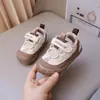 Sapatos Casuais Diários Antiderrapantes de Solado Macio para Crianças 2026 Nova Coleção Primavera/Outono Respiráveis Confortáveis Esportivos Modernos