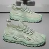 Zapatos para Hombre 2026 Verano Nuevos Transpirables Anti-Olor Calados de Malla Ligeros Versátiles Antideslizantes Casuales Deportivos Tendencia