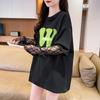 Camiseta de Algodão Puro Personalizada com Renda Pesada em Retalhos Proteção Solar para Mulheres 2025 Popular Carta Grafite Solta Falso Top de Duas Peças