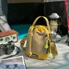 Mochila Pequena para Uso Externo para Mulheres, Leve, Estilosa, Multifuncional, Bolsa Transversal e de Ombro, Bolsa para Garrafa de Água para Caminhada e Montanhismo