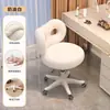 Silla de maquillaje de lujo y minimalista para arte de uñas, adecuada para uso doméstico, en una paleta de colores cremosos, ideal para el dormitorio de una niña, transmisiones en vivo y como tocador