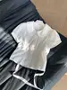 Camisa branca de algodão puro estilo francês com cadarço e gola de boneca para mulheres, blusa doce de verão de manga curta com mangas bufantes para mulheres baixinhas