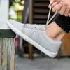 Zapatos deportivos de running de suela blanda para pies descalzos de punta ancha, primavera 2023, nuevos, para hombre y mujer, casuales, de malla tejida transpirable
