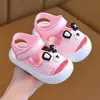 Sandálias de Verão Infantis Nova Versão Coreana Sandálias Macias Antiderrapantes Impermeáveis para Caminhada para Meninos e Meninas de 2-3 Anos