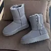 Botas Femininas de Inverno de Cano Médio com Fivela Dupla, Sola Grossa, Aumento de Altura, Couro e Lã Integrados, Quentes, com Forro de Couro Bovino e Lã