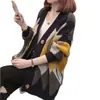 Estilo Coreano Primavera y Otoño Nuevo Estilo Estilo Perezoso Cárdigan de Punto con Cuello en V para Mujer Clásico Rombo Bordado en Toalla Combinación de Colores Chaqueta de Punto