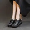Sapatos Femininos de Couro Macio com Solas de Plataforma Grossas, Novo Modelo 2026, Sapatos Confortáveis para Mães, Bico Redondo, Leves, Versáteis, Sapatos Casuais Femininos Antiderrapantes