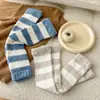 Calcetines altos de forro polar de coral para rodillas, venta al por mayor, transfronterizos, gruesos, cálidos para el frío, calcetines largos para dormir hasta la rodilla