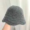 Chapéu de Pescador Simples de Tricô Liso para Mulheres, Novo Modelo de Inverno 2026, Afina o Rosto, Proteção para as Orelhas, Chapéu Bucket Versátil
